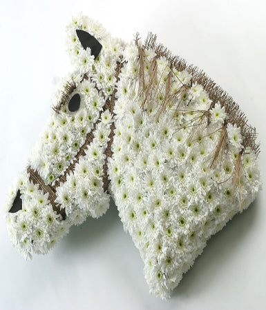 Horse head wreath